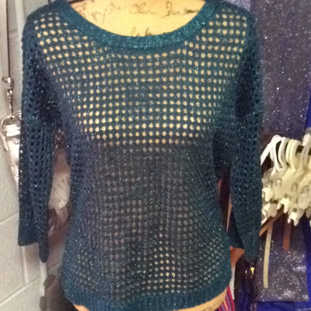 Keyhole Sweater